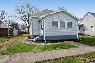 839 S Jackson Street, Litchfield, IL 62056
