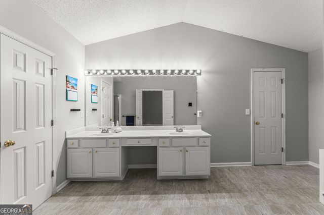 6010 Foxberry Lane, Roswell, GA 30075
