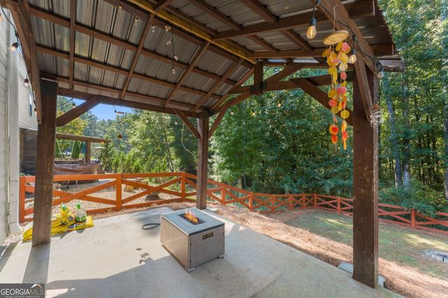 6010 Foxberry Lane, Roswell, GA 30075