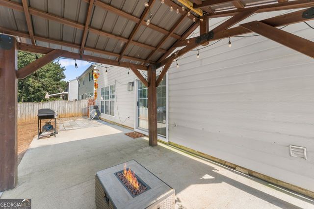 6010 Foxberry Lane, Roswell, GA 30075
