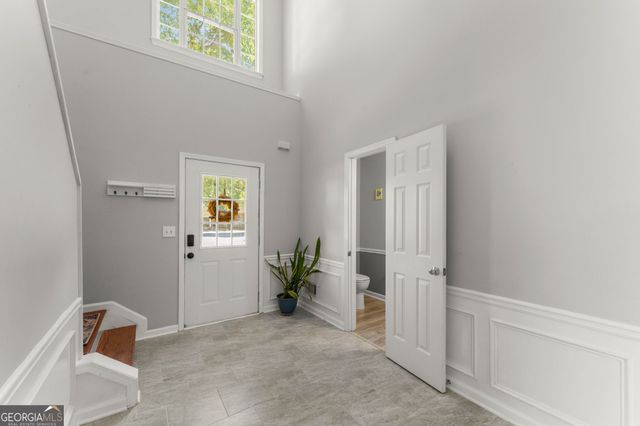 6010 Foxberry Lane, Roswell, GA 30075