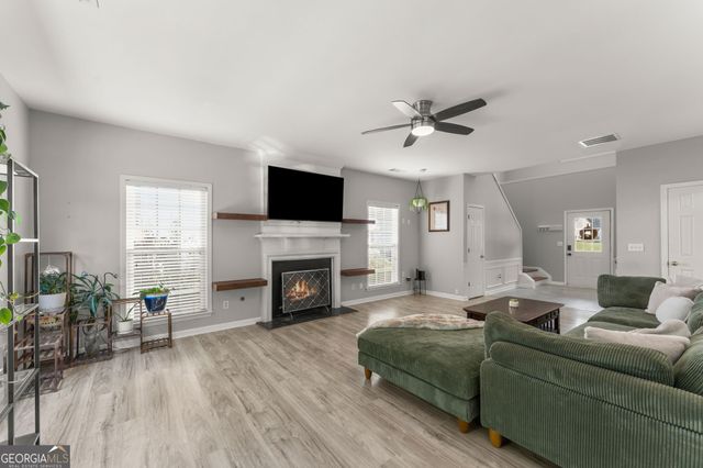6010 Foxberry Lane, Roswell, GA 30075