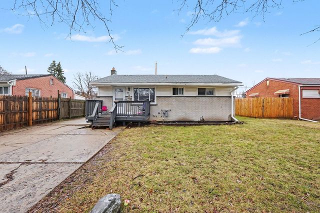 508 Linda Vista Drive, Pontiac City, MI 48342