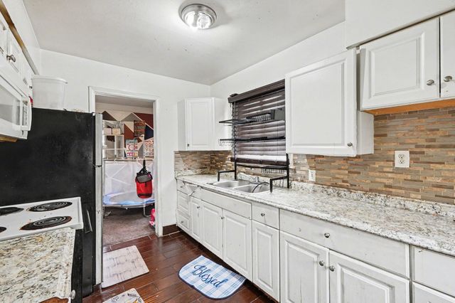 508 Linda Vista Drive, Pontiac City, MI 48342