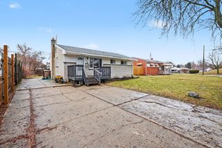 508 Linda Vista Drive, Pontiac City, MI 48342