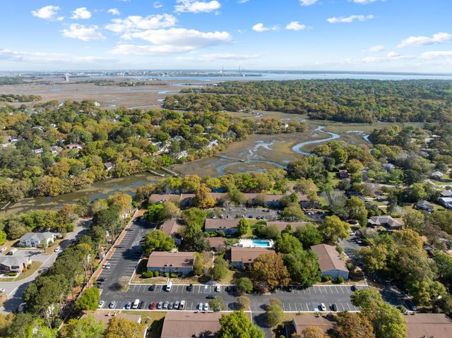 1402 Camp Road Apt 14e, Charleston, SC 29412