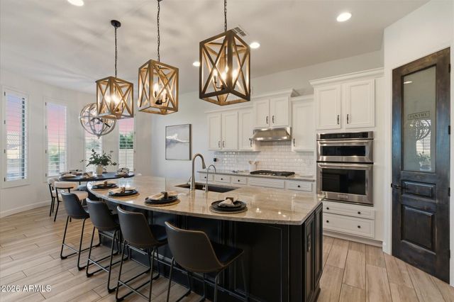 9127 E LYNWOOD Street, Mesa, AZ 85207