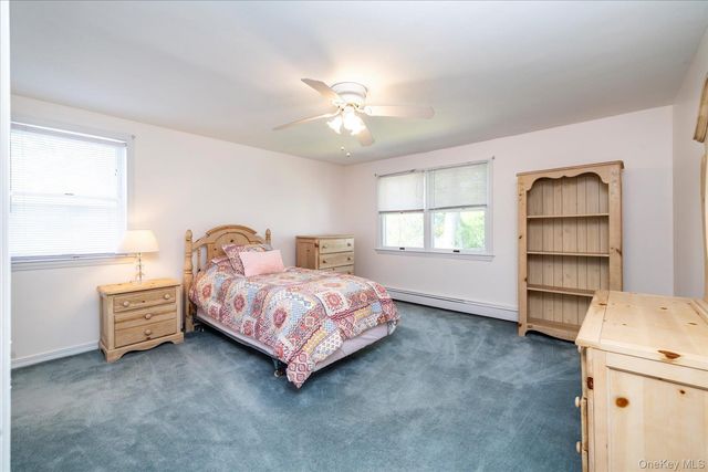 124 Peterhoff Avenue, Malverne, NY 11565