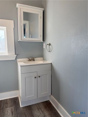 917 S 4th Street, Temple, TX 76504