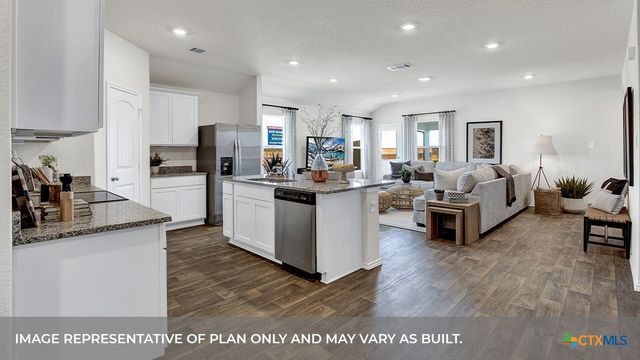 105 SOUTH PLAINS Road, San Marcos, TX 78666