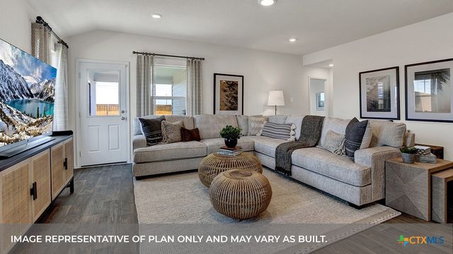 105 SOUTH PLAINS Road, San Marcos, TX 78666