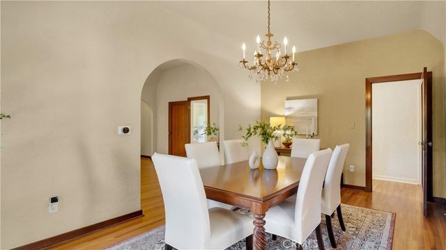 2429 N Heliotrope, Santa Ana, CA 92706