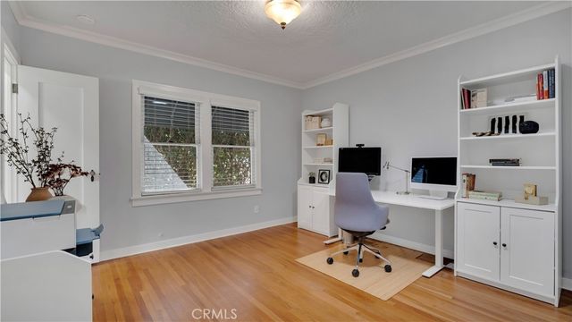 2429 N Heliotrope, Santa Ana, CA 92706