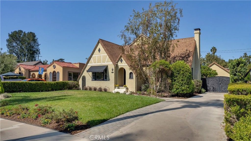 2429 N Heliotrope, Santa Ana, CA 92706 — photo 5