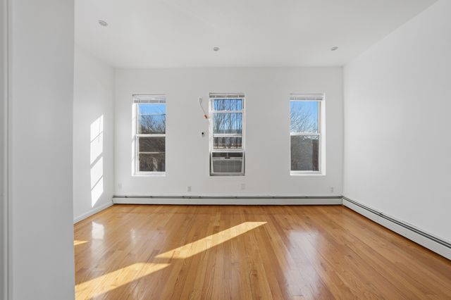 2267 PACIFIC Street, New York City, NY 11233