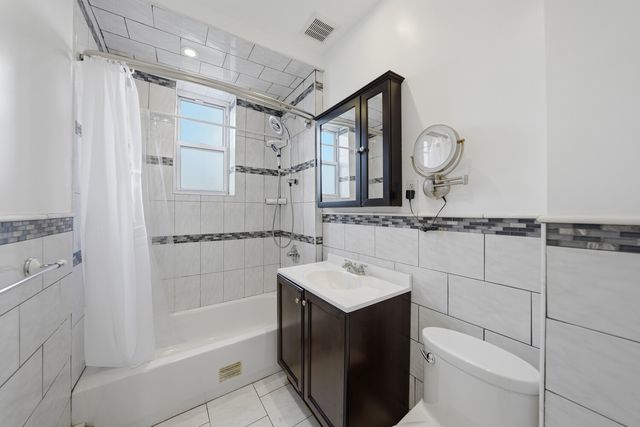 2267 PACIFIC Street, New York City, NY 11233