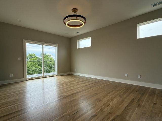2143 Goodrich Ave, Nashville, TN 37218