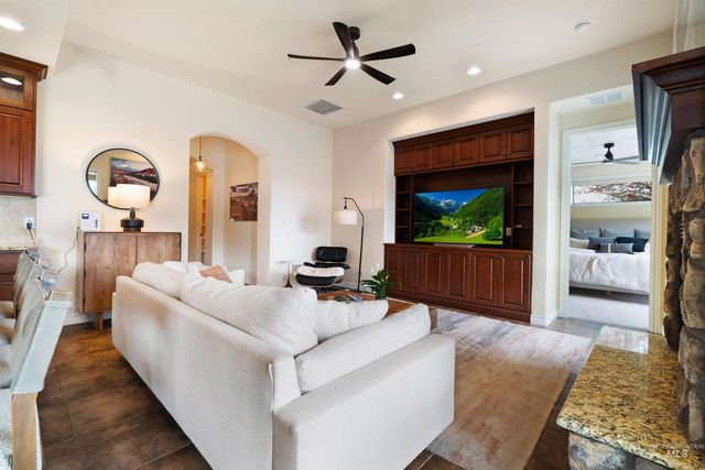 8365 W Tether Street, Boise, ID 83709