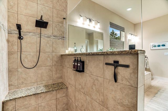 245 Bristlecone DR, Driftwood, TX 78619