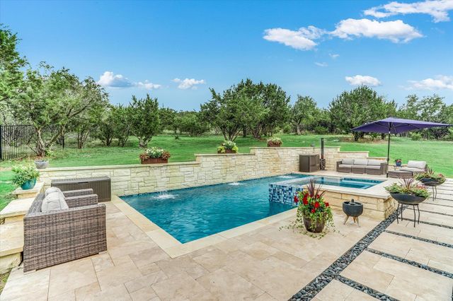 245 Bristlecone DR, Driftwood, TX 78619