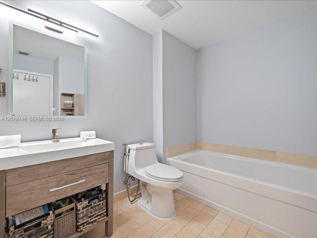 1111 SW 1st Avenue UPH4015, Miami, FL 33130