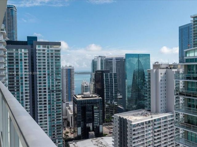 1111 SW 1st Avenue UPH4015, Miami, FL 33130