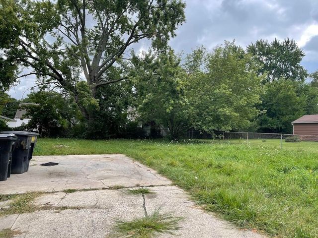 7826 Stahelin Avenue, Detroit, MI 48228