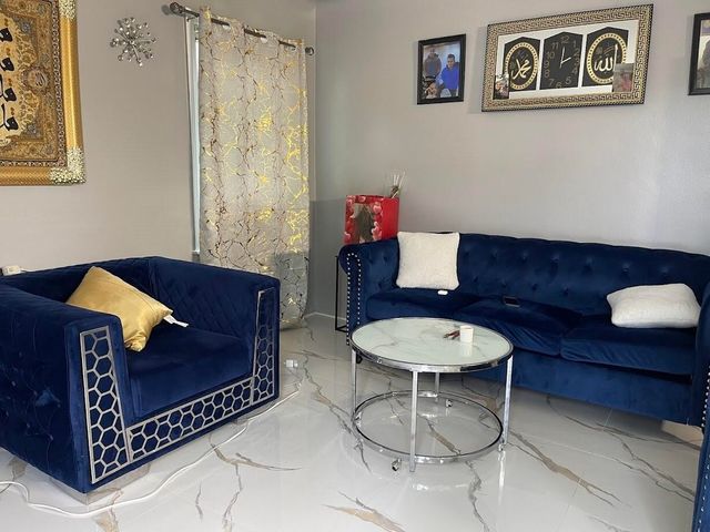 7826 Stahelin Avenue, Detroit, MI 48228