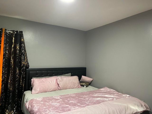 7826 Stahelin Avenue, Detroit, MI 48228