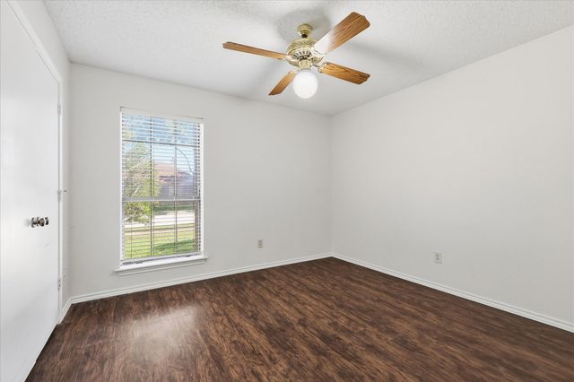 1774 Clydesdale Drive, Lewisville, TX 75067