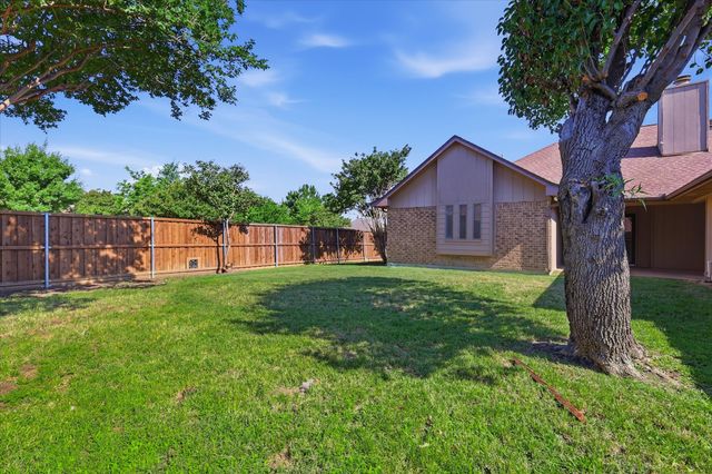 1774 Clydesdale Drive, Lewisville, TX 75067