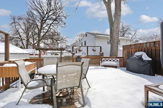 56 Lilac Street, Bergenfield, NJ 07621