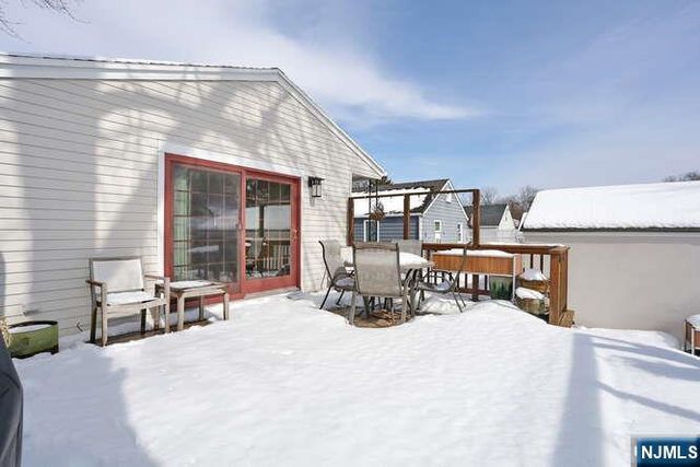 56 Lilac Street, Bergenfield, NJ 07621