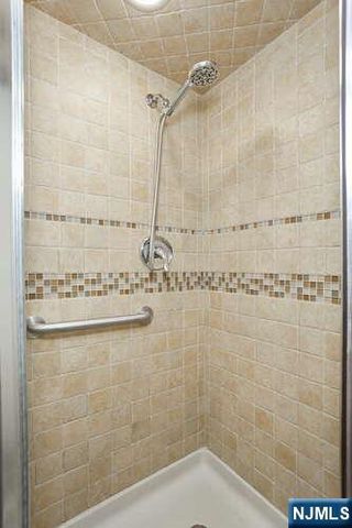 56 Lilac Street, Bergenfield, NJ 07621