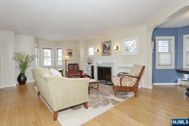 56 Lilac Street, Bergenfield, NJ 07621