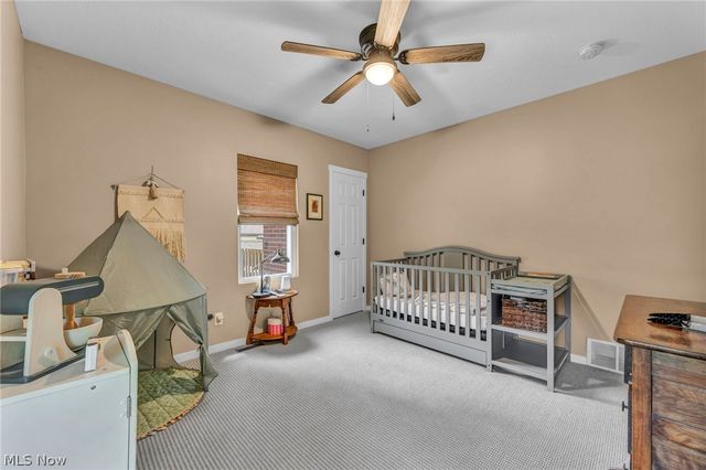 2834 W Wallings Road, Broadview Heights, OH 44147