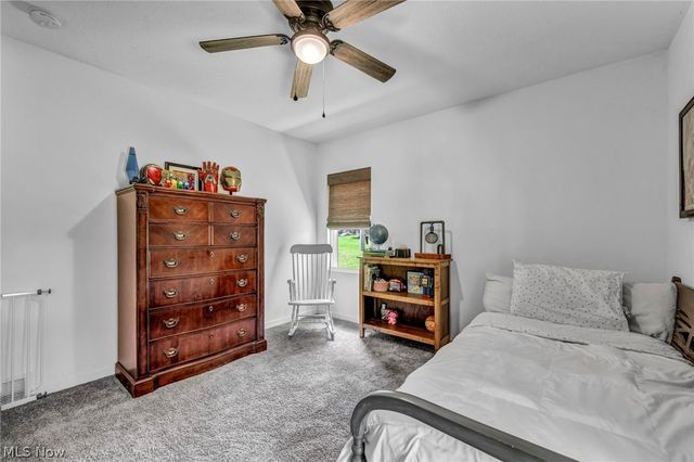 2834 W Wallings Road, Broadview Heights, OH 44147