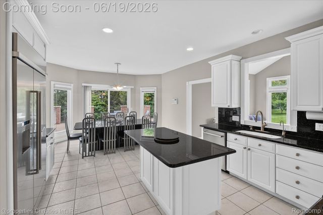 11808 Landers Drive, Plymouth Charter Township, MI 48170