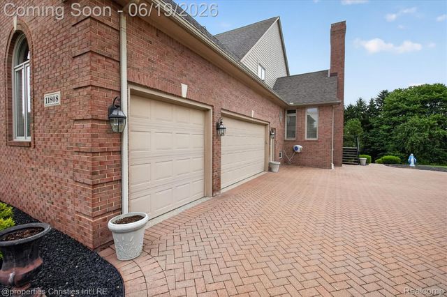 11808 Landers Drive, Plymouth Charter Township, MI 48170