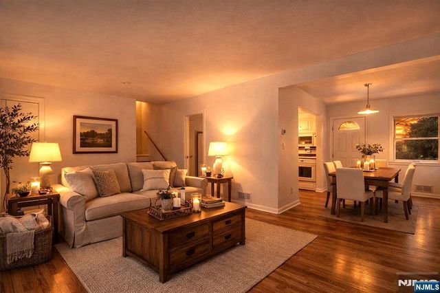 92 Arbor Drive, Ho-ho-kus, NJ 07423