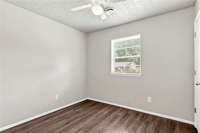 2401 N Jill Circle, Springdale, AR 72762