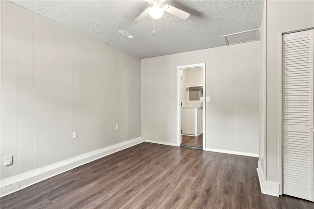 2401 N Jill Circle, Springdale, AR 72762