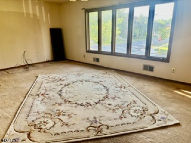 363 2Nd Ave, Garwood Boro, NJ 07027