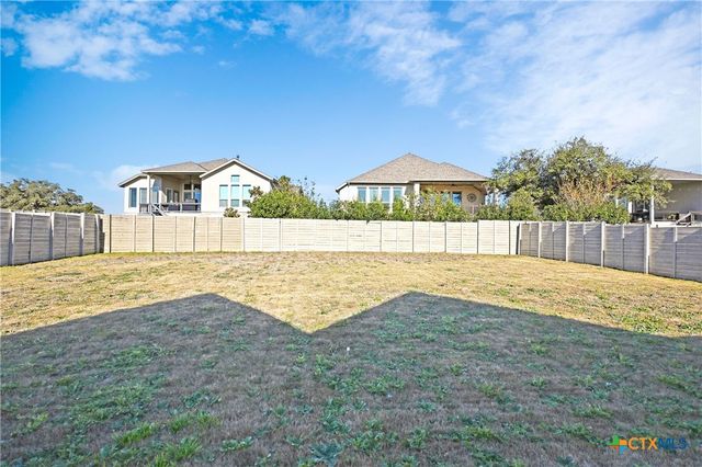 588 Vale Court, New Braunfels, TX 78132