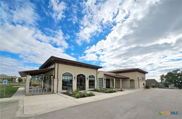 588 Vale Court, New Braunfels, TX 78132