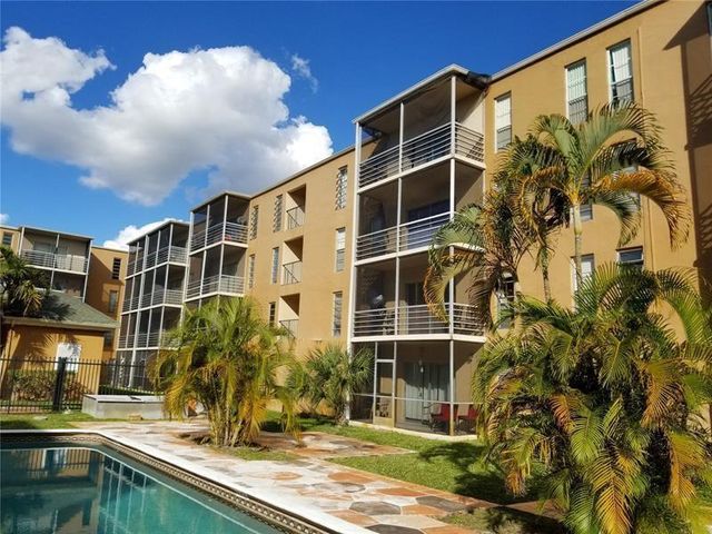 4848 NW 24th Court 205, Lauderdale Lakes, FL 33313