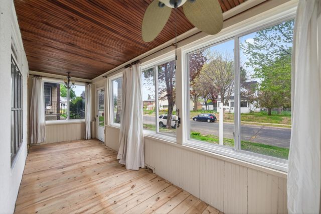 116 8th Avenue S, South Saint Paul, MN 55075