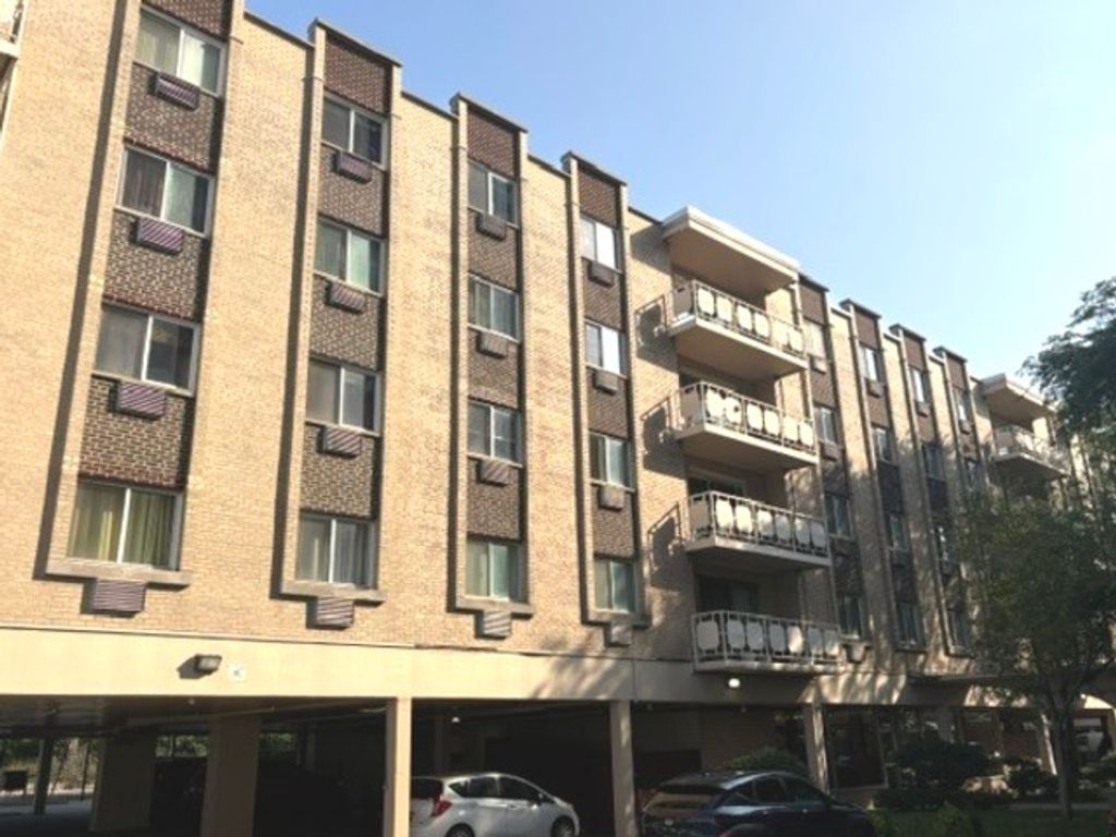2772 E 75th Street 5ES, Chicago, IL 60649