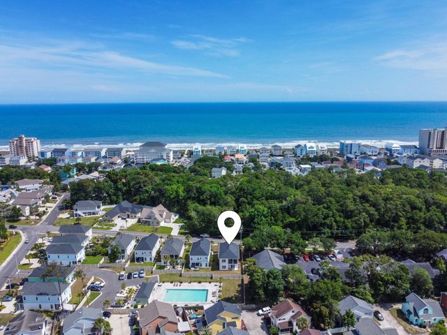 912 Hillside Dr., North Myrtle Beach, SC 29582
