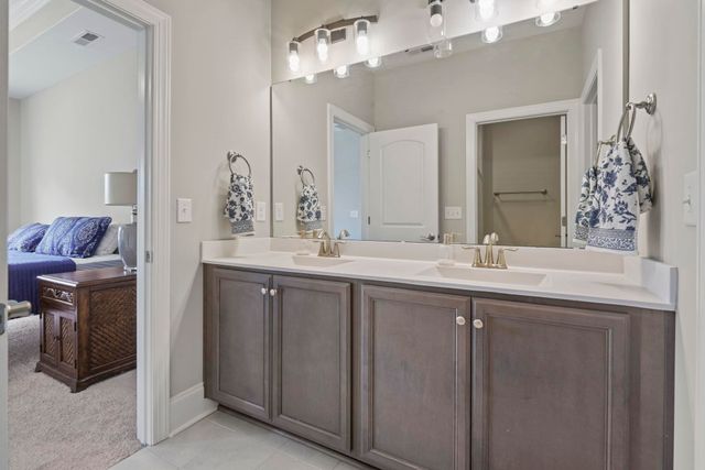 912 Hillside Dr., North Myrtle Beach, SC 29582